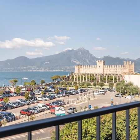 Hotel Al Castello Torri Del Benaco Eksteriør billede