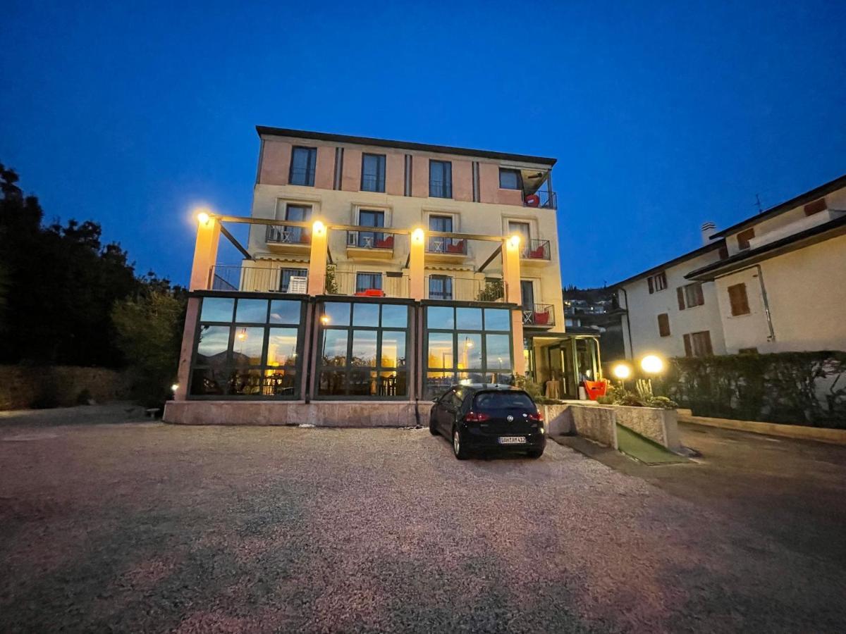Hotel Al Castello Torri Del Benaco Eksteriør billede