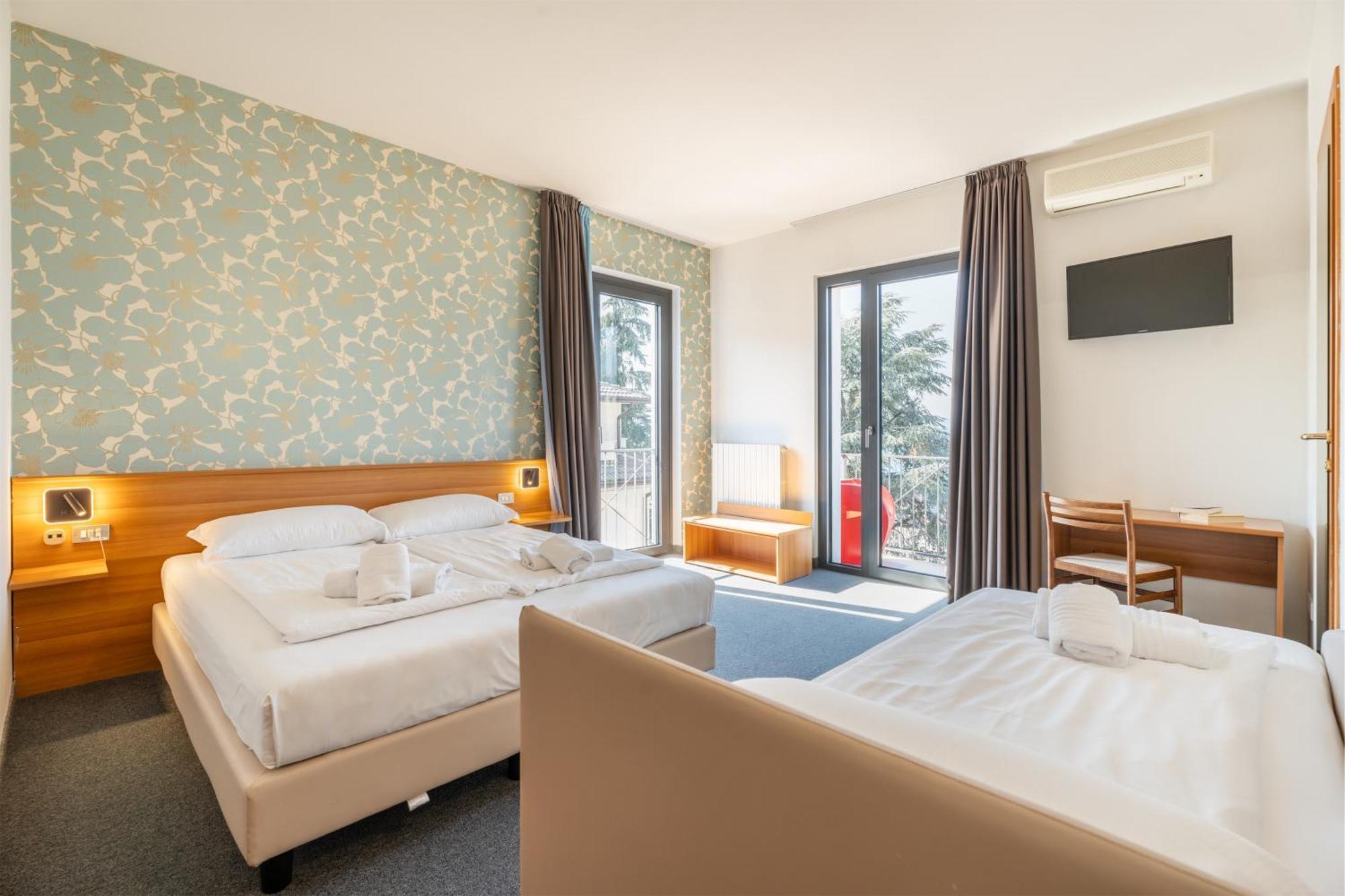 Hotel Al Castello Torri Del Benaco Eksteriør billede