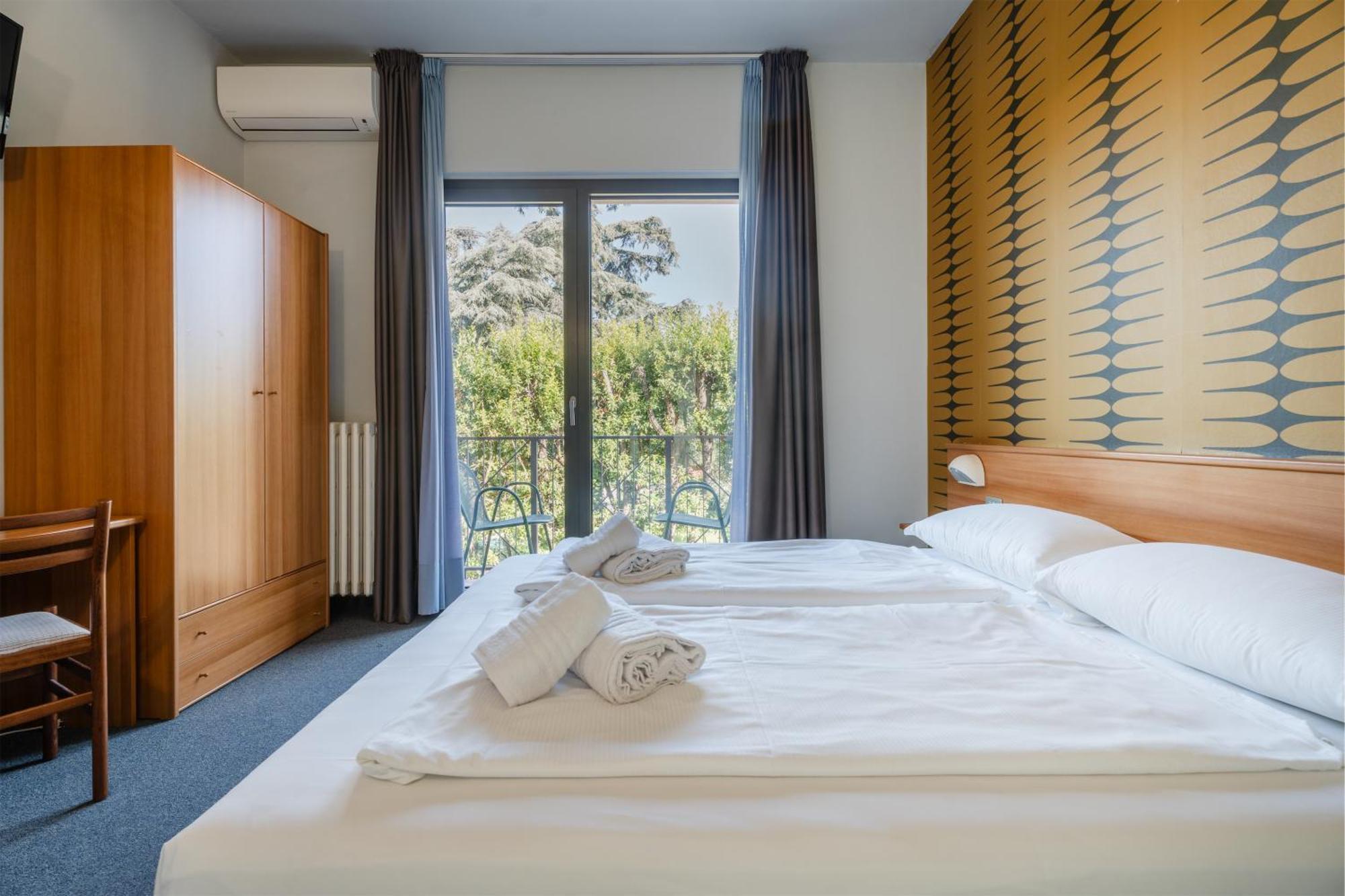 Hotel Al Castello Torri Del Benaco Eksteriør billede