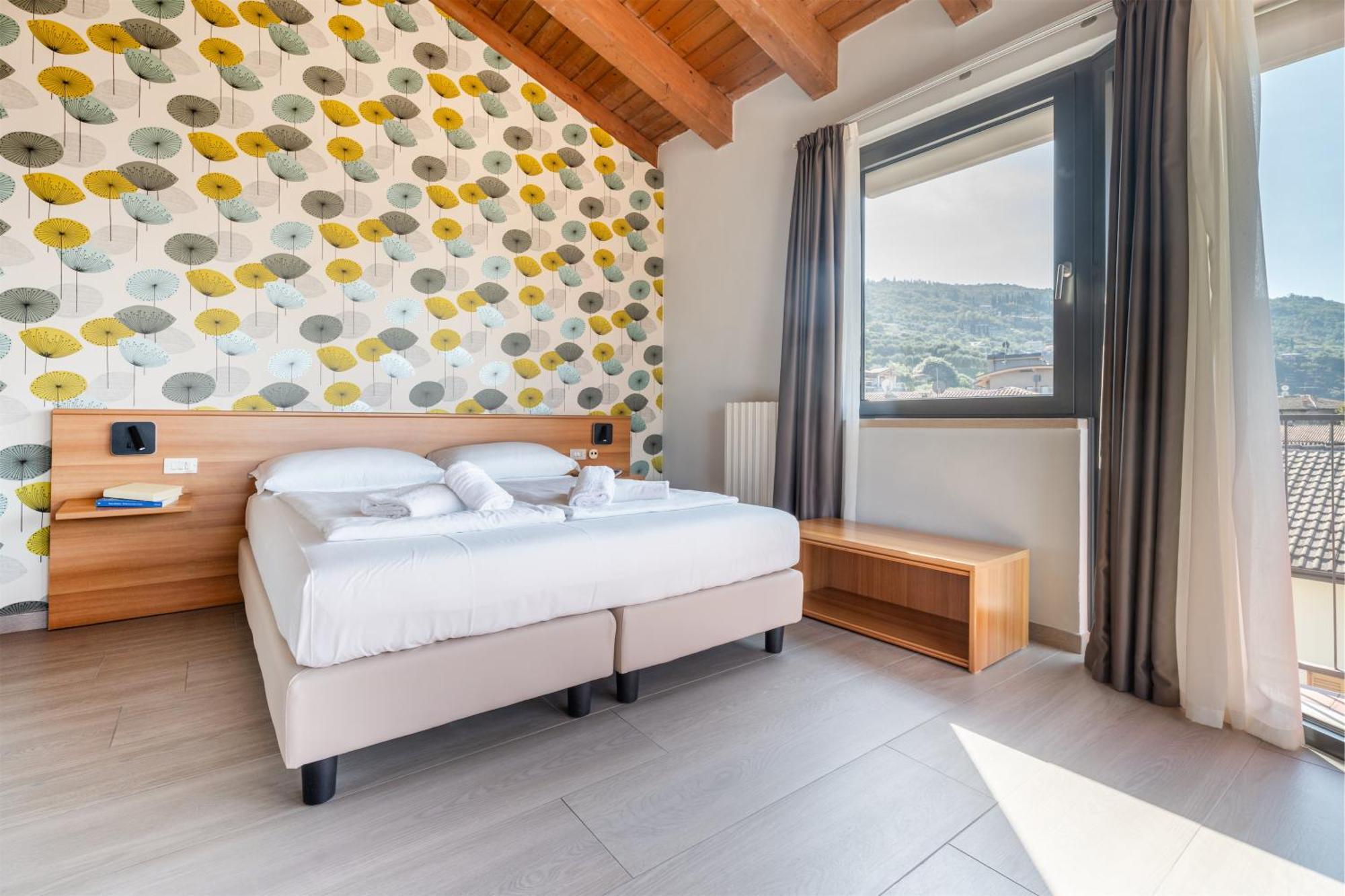 Hotel Al Castello Torri Del Benaco Eksteriør billede